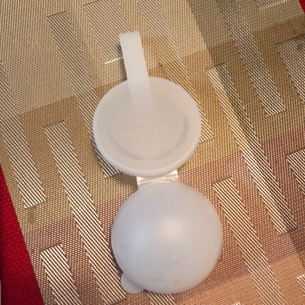 Tupperware - Picture 7 of 8